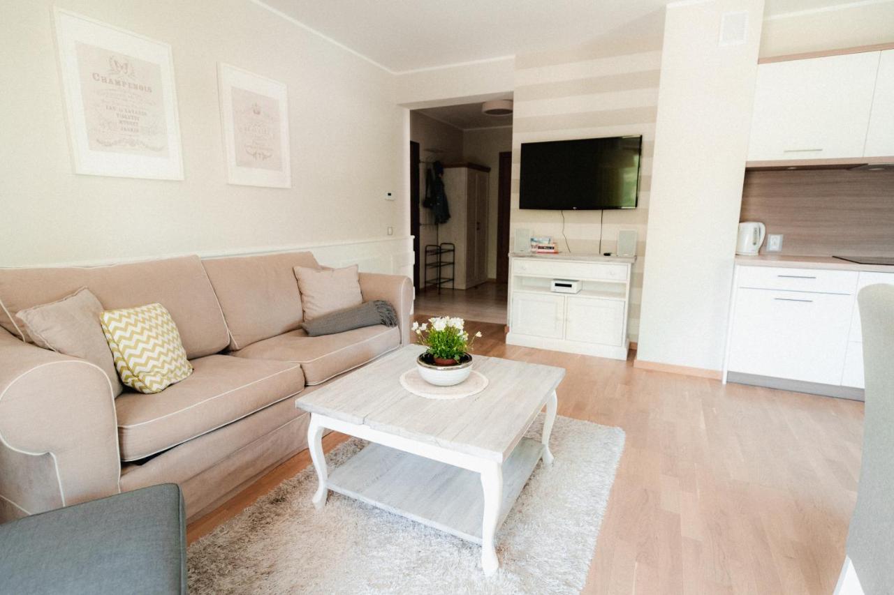 Sosnowe Tarasy Appartement Mielno  Buitenkant foto